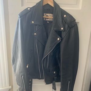 Vintage Black Leather Men’s Moto Jacket (Size 40)